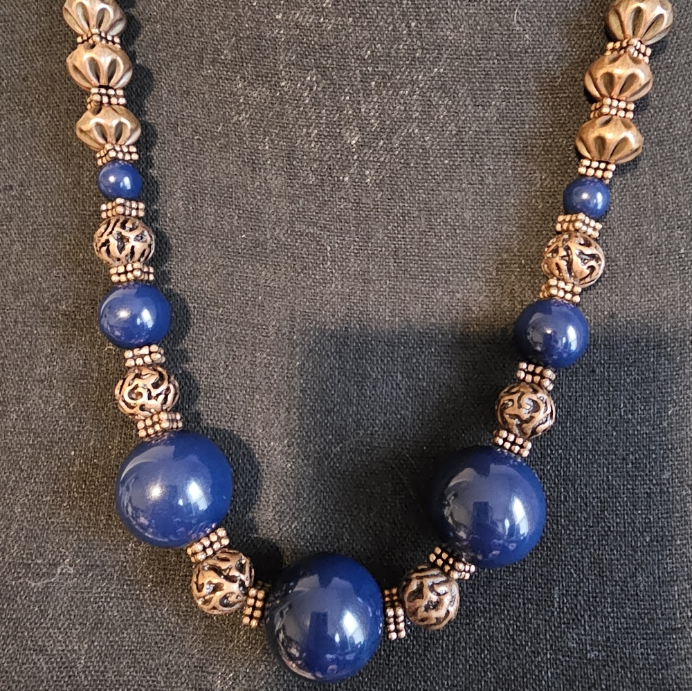 Necklace - Picture 3 of 6